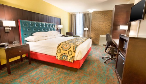 Deluxe Room, 1 King Bed, Refrigerator & Microwave