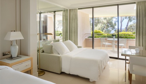 Deluxe Room, 1 King Bed