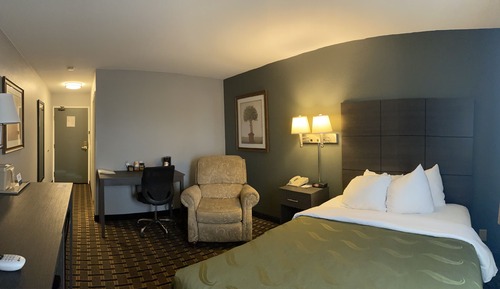 Room, 1 Queen Bed with Sofa bed, Accessible