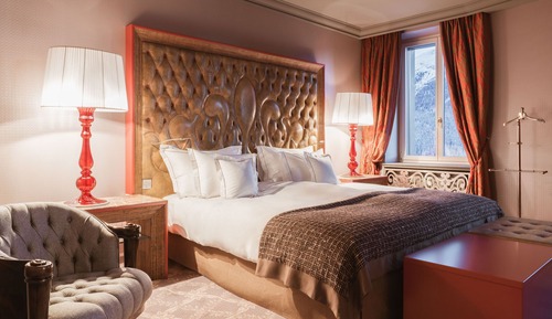 Deluxe Suite, Lake View (70 m²)