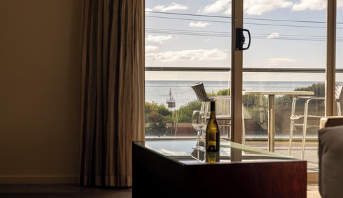 Seaview Room 