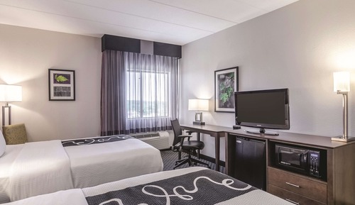 Room, 2 Queen Beds, Non Smoking