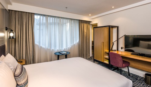 Junior Suite, 1 King Bed, Non Smoking