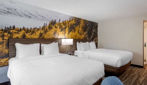 Standard Room, 2 Queen Beds, Non Smoking