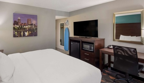 Standard Room, 1 King Bed, Non Smoking