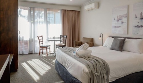 Superior Queen Room