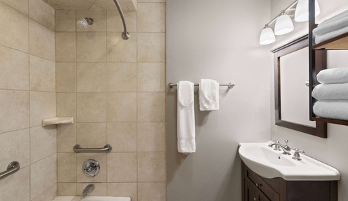 Suite, 2 Double Beds, Non Smoking (First or Second Floor)