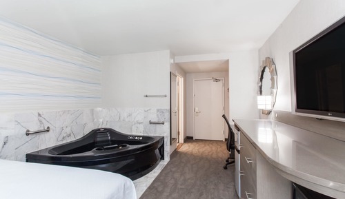 Studio Suite, 1 Queen Bed, Non Smoking