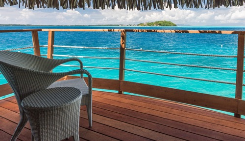 Bungalow, Overwater