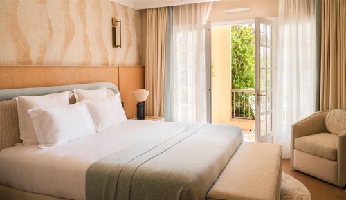 Premium Room