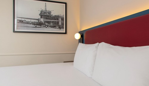 Standard Room, 1 King Bed, Non Smoking