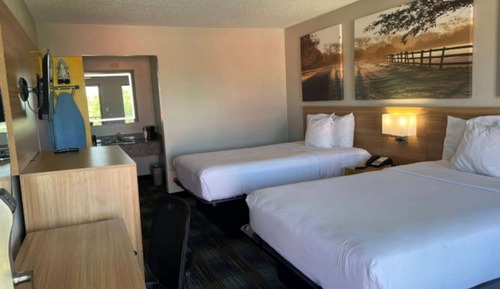 Double Room, 2 Double Beds
