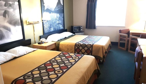 Room, 2 Queen Beds, Non Smoking