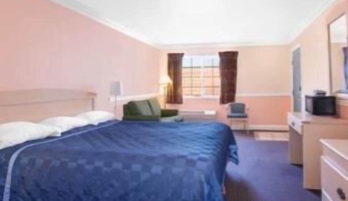 Standard Room, 1 King Bed