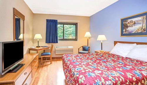 Room, 1 Queen Bed, Accessible, Non Smoking (Mobility Accessible)