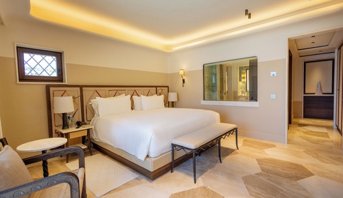 Deluxe Room (Sea)