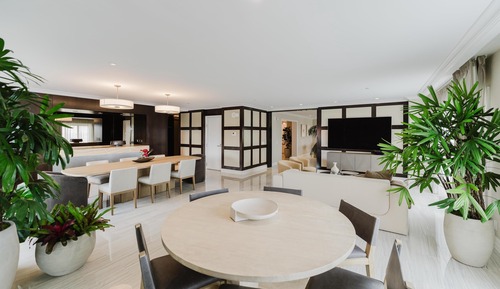 Commander and Chief Suite, Presidential Suite, 2 King beds, living room, direct ocean view