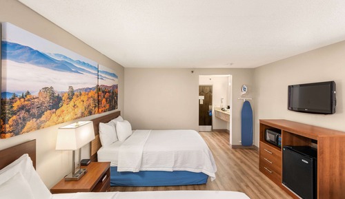 Deluxe Room, 2 Double Beds, Non Smoking