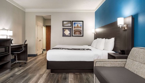 Apartment, 1 King Bed, Non Smoking