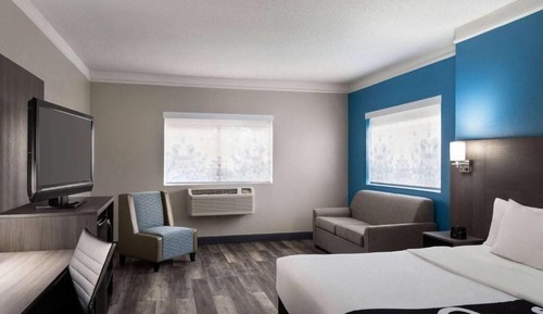 Deluxe Room, 1 King Bed, Non Smoking