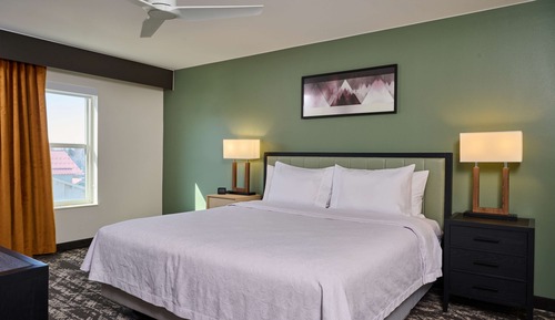 Suite, Accessible, Bathtub (2 King Beds)