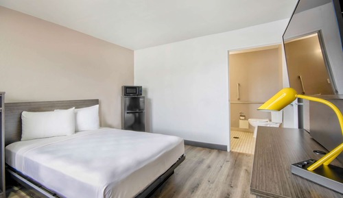 Deluxe Room, 1 Double Bed, Accessible, Non Smoking