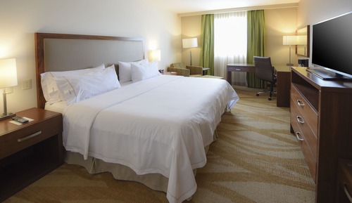 Standard Room, 1 King Bed (Top Floor)