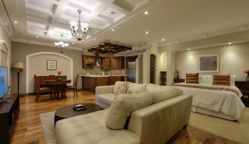 Deluxe Studio (King )