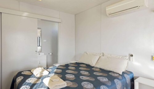 Standard Studio Cabin