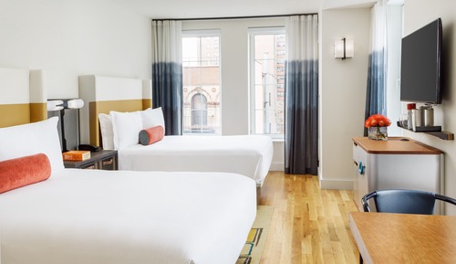 Standard Room, 2 Twin Beds, Roll-in Shower (Mobility)