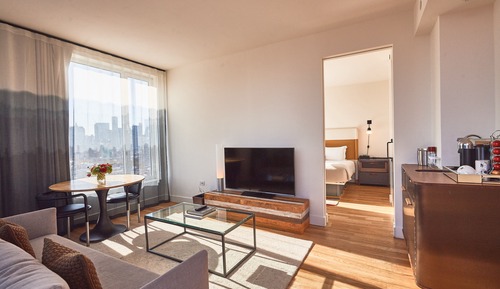 Suite, 1 Bedroom (Freedom Tower View)