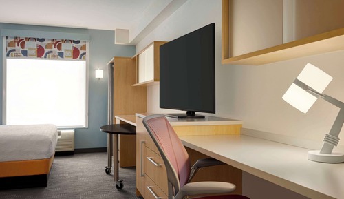 Studio Suite, 1 King Bed, Non Smoking