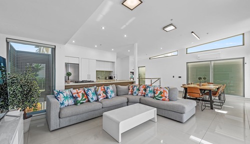 4 Bedroom Townhouse - Ocean View