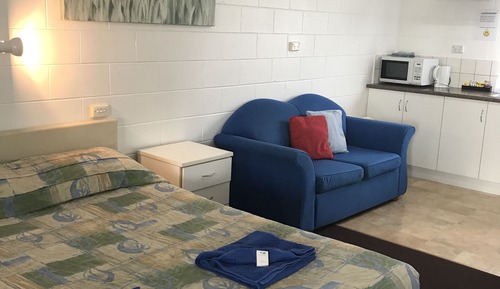 Standard Suite, 2 Bedrooms, Kitchenette (Self Contained Unit)