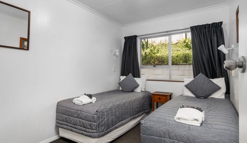 Family Room, 2 Bedrooms, Non Smoking, Kitchen (Family Spa Unit)