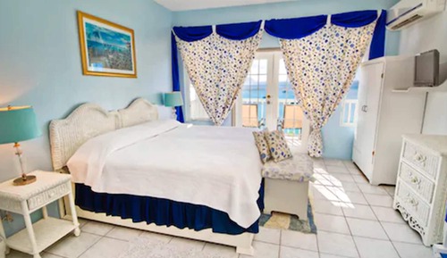 Single Room (Suite)