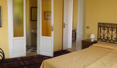 Double Room Single Use, Lake View