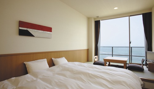 Double Room, 1 King Bed, Non Smoking, Ocean View (Japanese-Style)