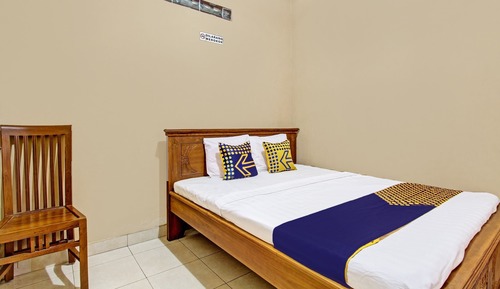Economy Double Room