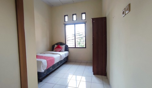 Basic Single Room