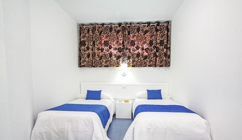 Apartment (2 adults + 1 child)