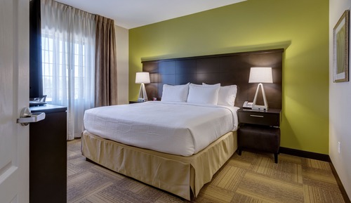 Suite, 2 Bedrooms, Accessible, Kitchen (Mobility Tub)
