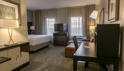 Studio Suite, 1 Queen Bed, Accessible, Non Smoking (Mobility, Bathtub)