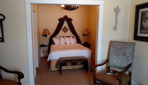 Deluxe Studio Suite, 1 Queen Bed