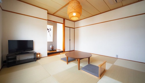 Japanese Room, 8 Tatami Space