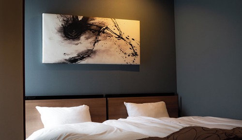 Main Building Modern Twin Bedroom