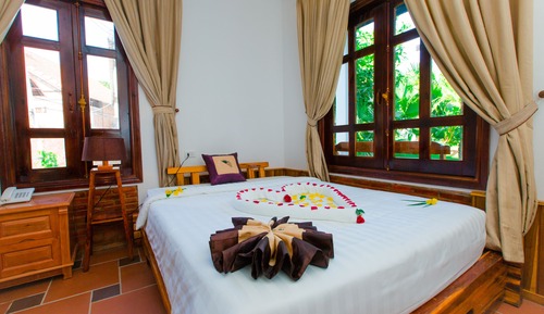 Double Bungalow with Garden View