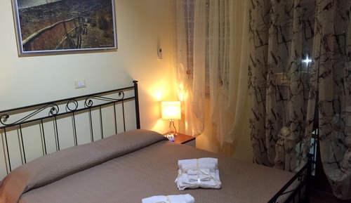Superior Double Room Single Use, 1 Queen Bed, Garden View, Garden Area