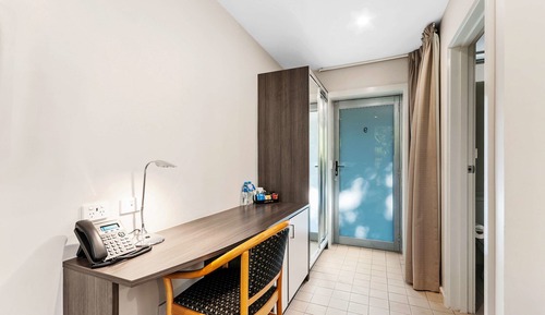 Standard Room, 1 Queen Bed, Non Smoking