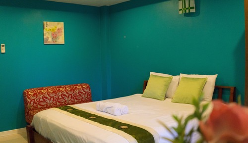 Standard Double Bed